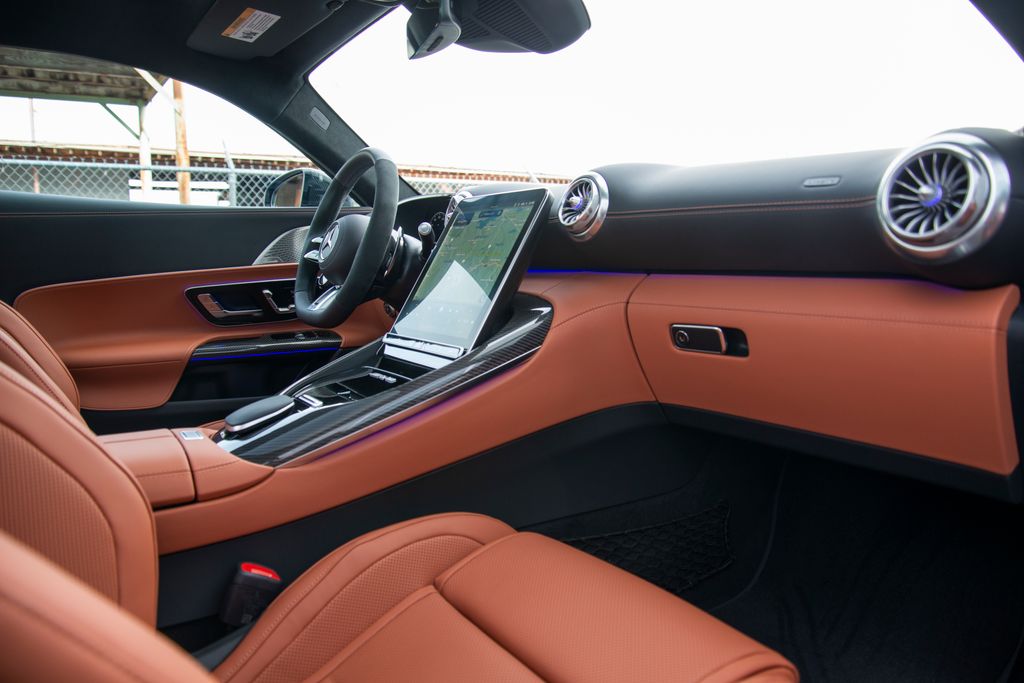 Thumbnail: 2026 Mercedes-Benz AMG GT - 13