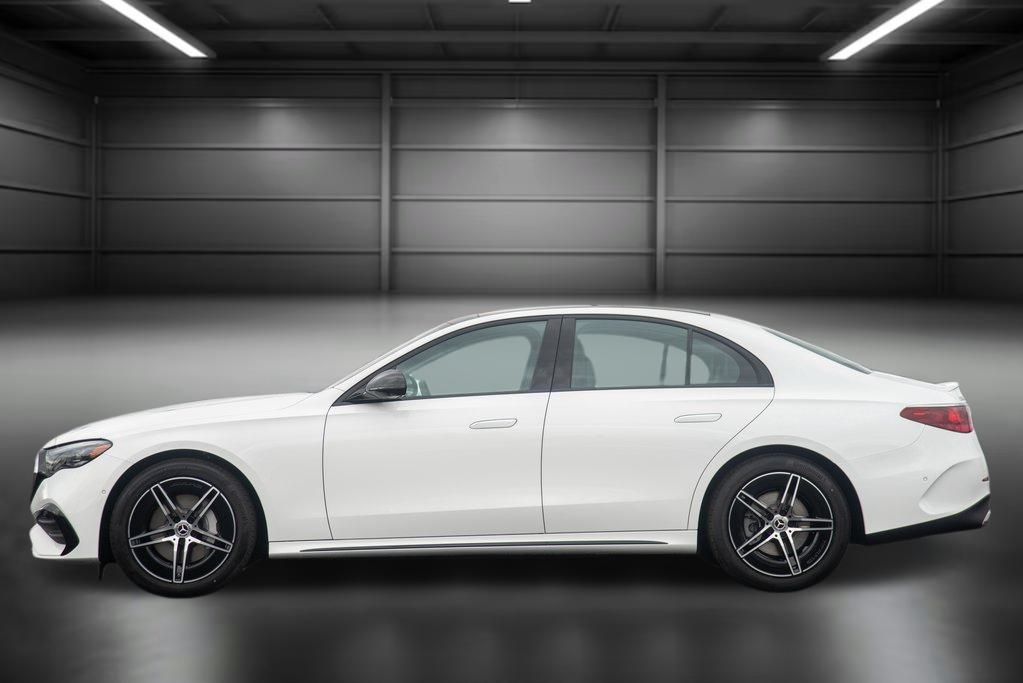 Thumbnail: 2025 Mercedes-Benz E-Class - 9