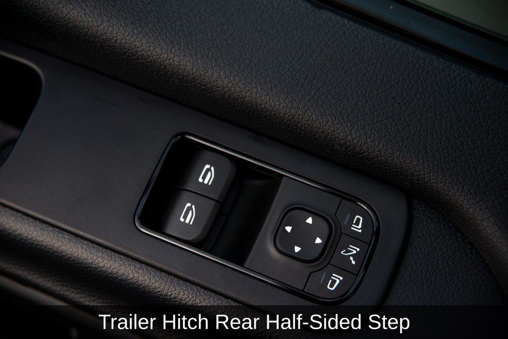 Thumbnail: 2025 Mercedes-Benz Sprinter - 30