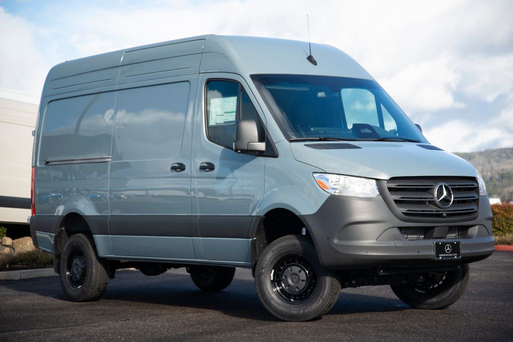 Thumbnail: 2026 Mercedes-Benz Sprinter - 3