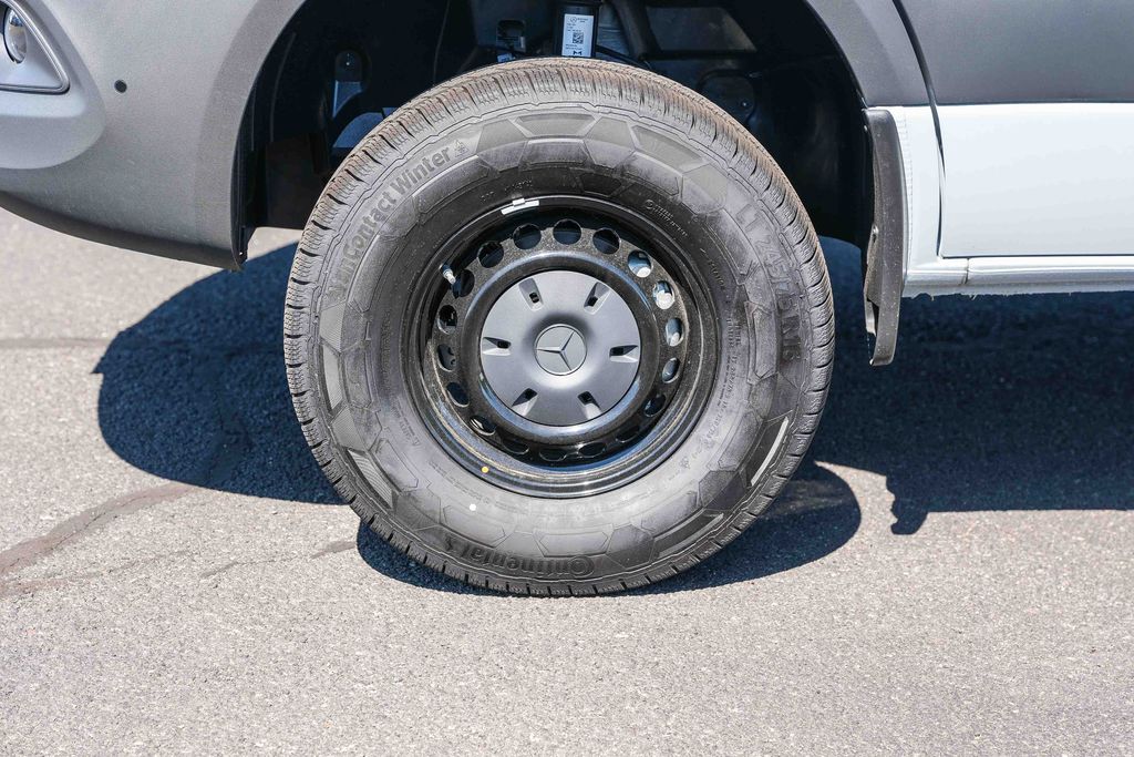 Thumbnail: 2026 Mercedes-Benz Sprinter - 11