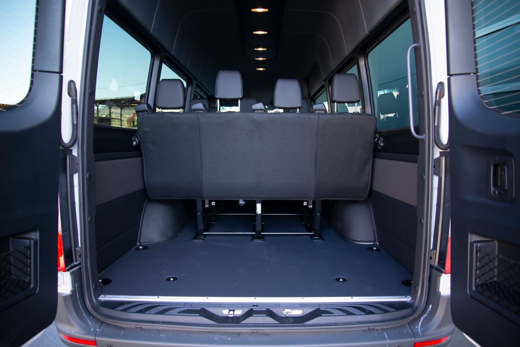 Thumbnail: 2026 Mercedes-Benz Sprinter - 23