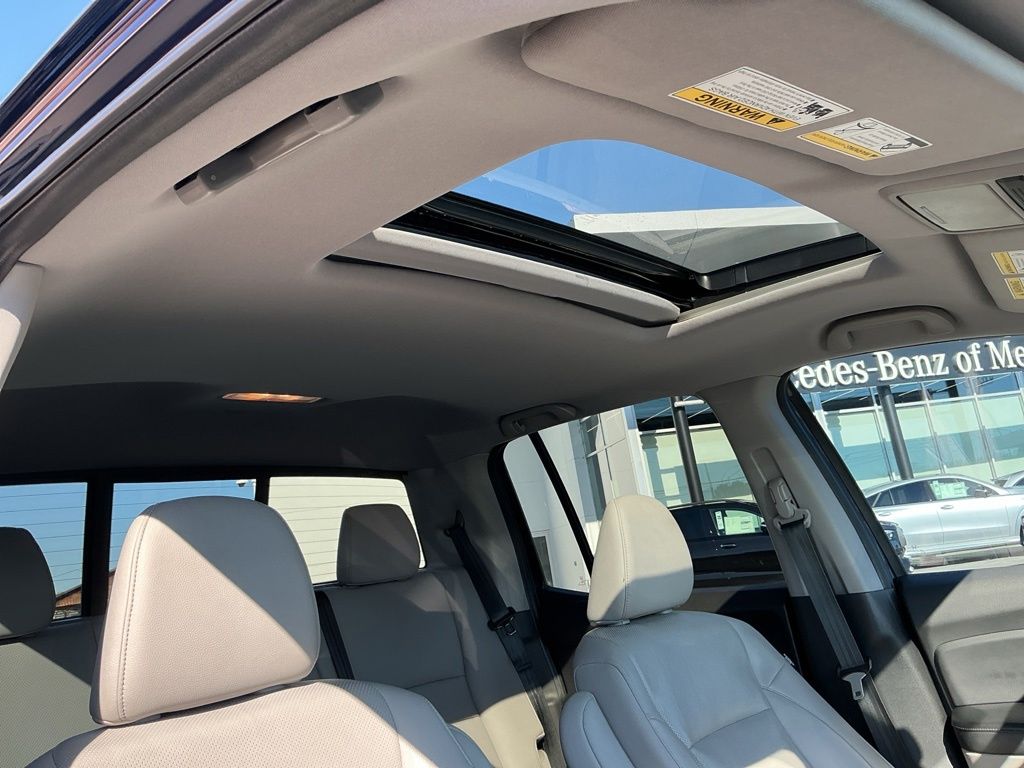 Thumbnail: 2019 Honda Ridgeline - 18