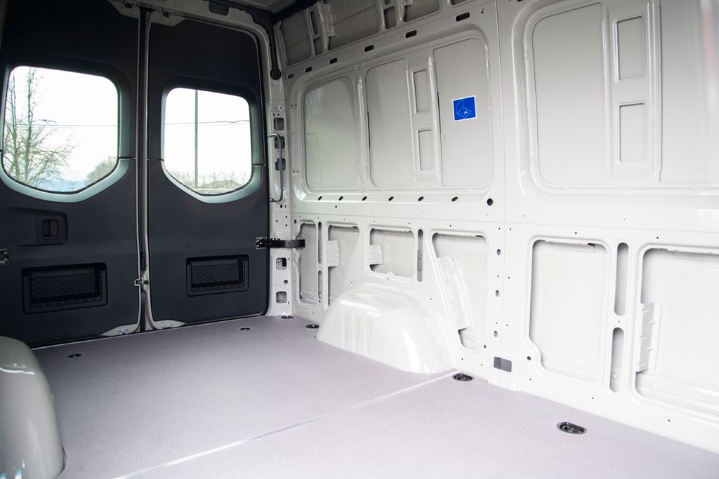 Thumbnail: 2026 Mercedes-Benz Sprinter - 20