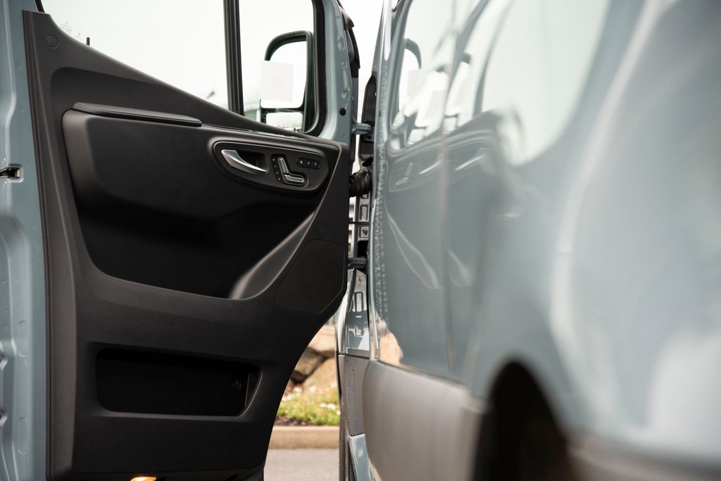 Thumbnail: 2026 Mercedes-Benz Sprinter - 11