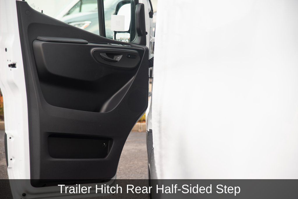 Thumbnail: 2025 Mercedes-Benz Sprinter - 25