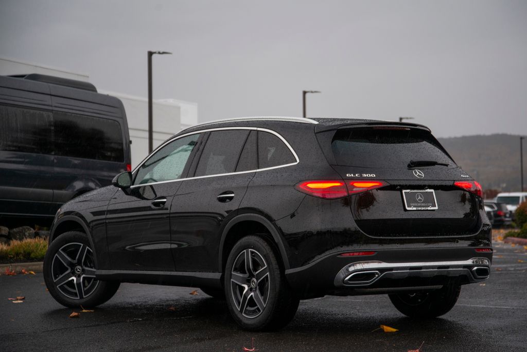 Thumbnail: 2026 Mercedes-Benz GLC - 7