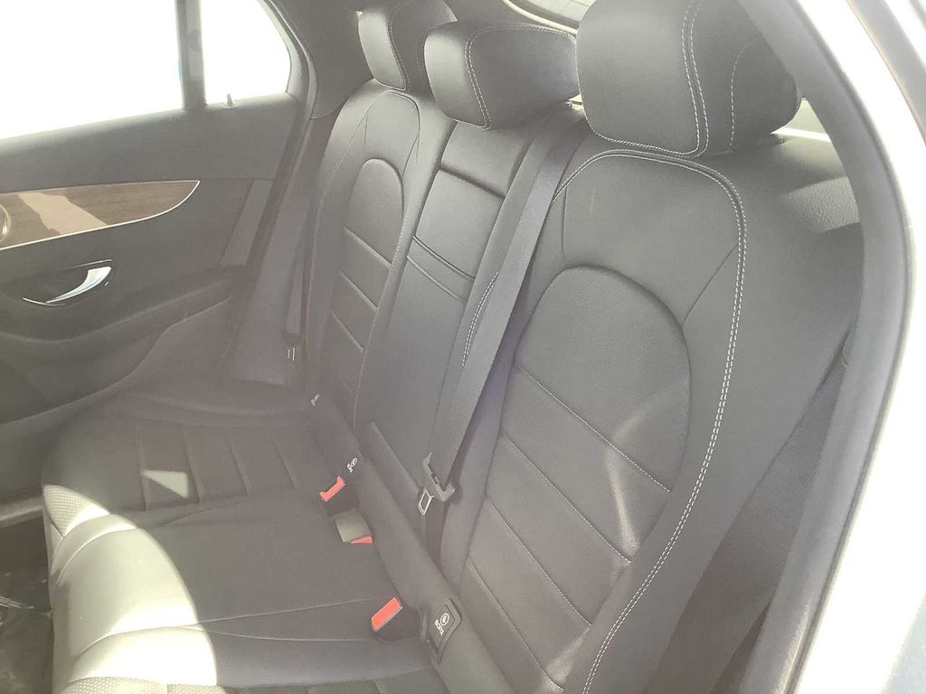 Thumbnail: 2019 Mercedes-Benz GLC - 13