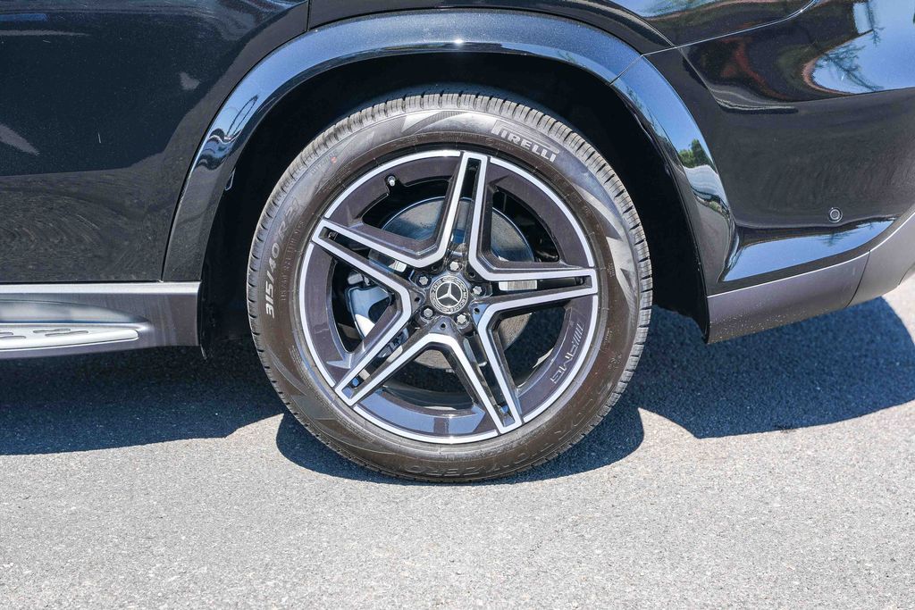 Thumbnail: 2026 Mercedes-Benz GLS - 7