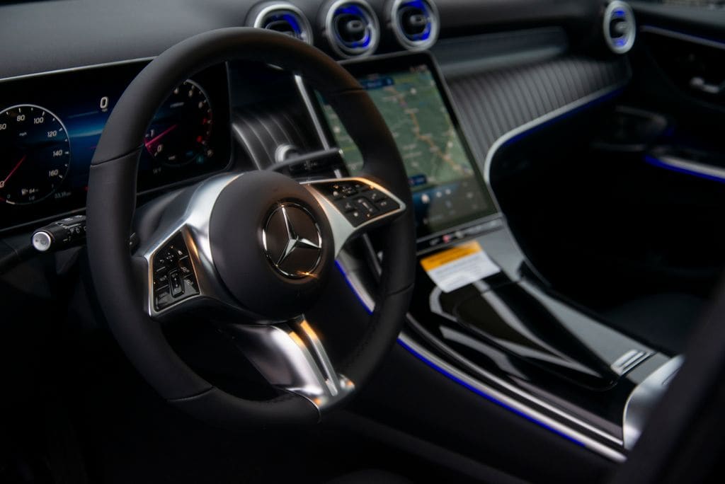 Thumbnail: 2026 Mercedes-Benz GLC - 15