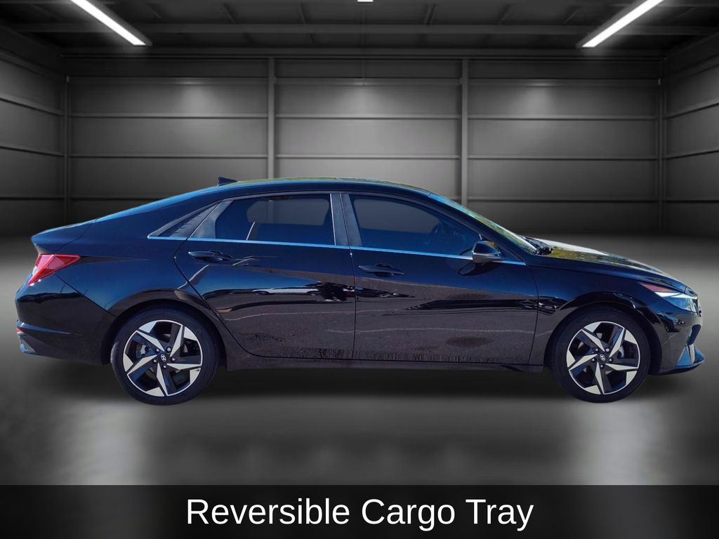 Thumbnail: 2023 Hyundai Elantra - 8