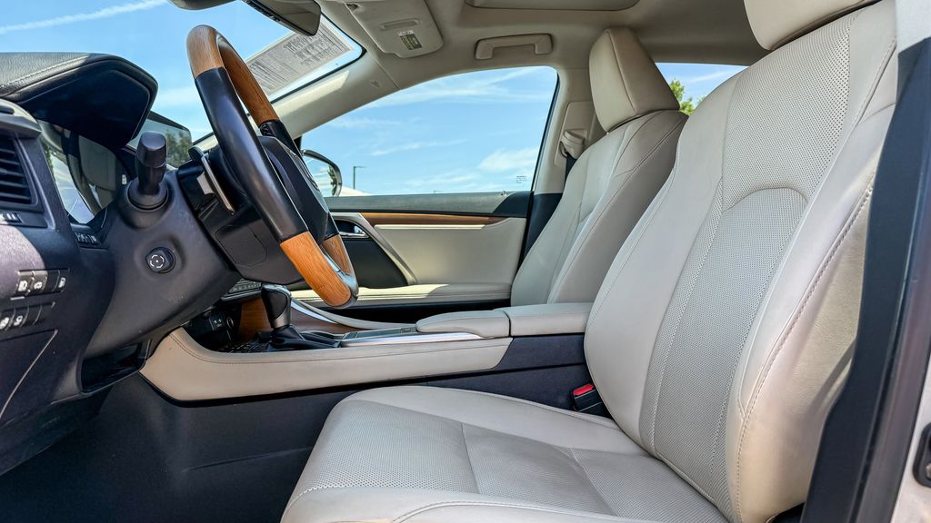 Thumbnail: 2021 Lexus RX - 20