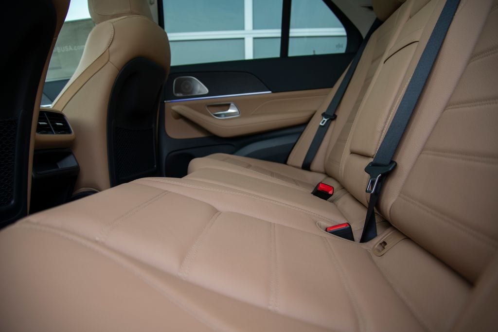 Thumbnail: 2026 Mercedes-Benz GLE - 13