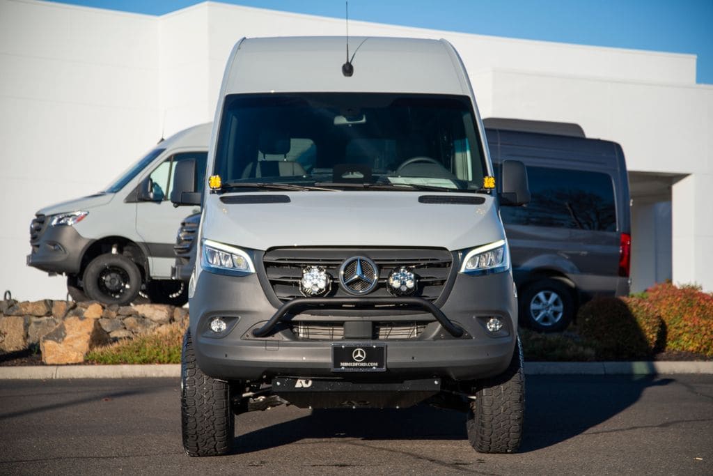 Thumbnail: 2025 Mercedes-Benz Sprinter - 2