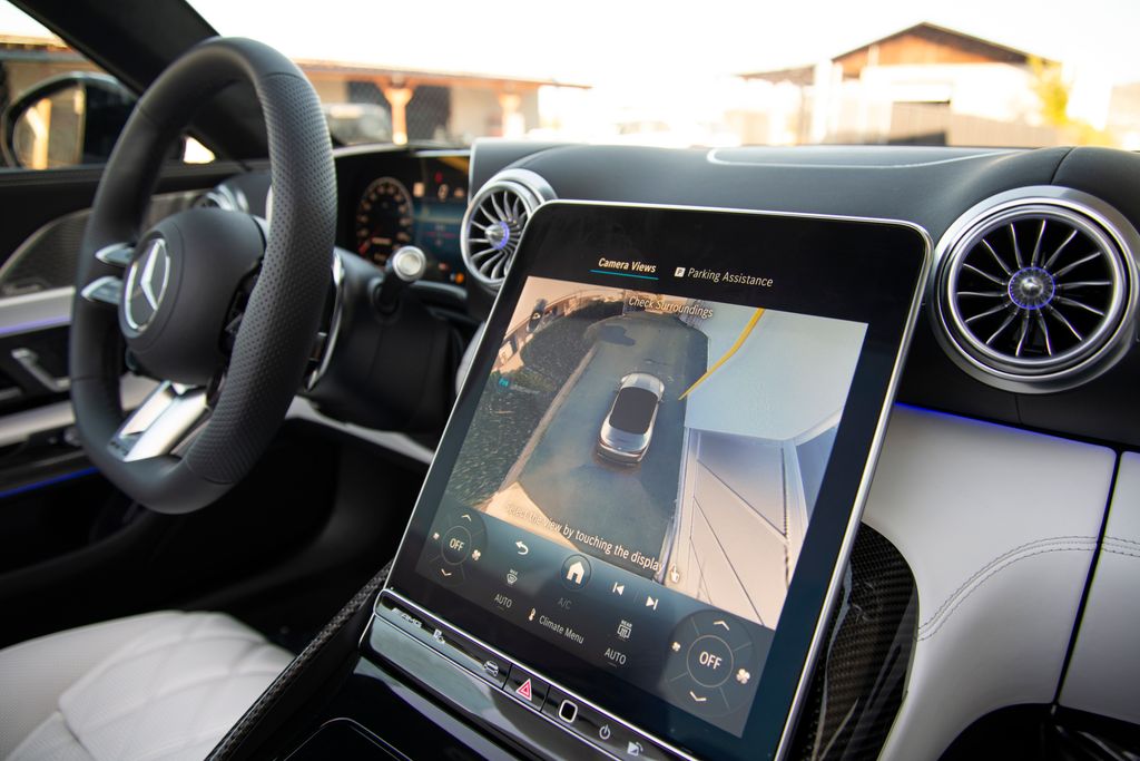 Thumbnail: 2026 Mercedes-Benz SL-Class - 20