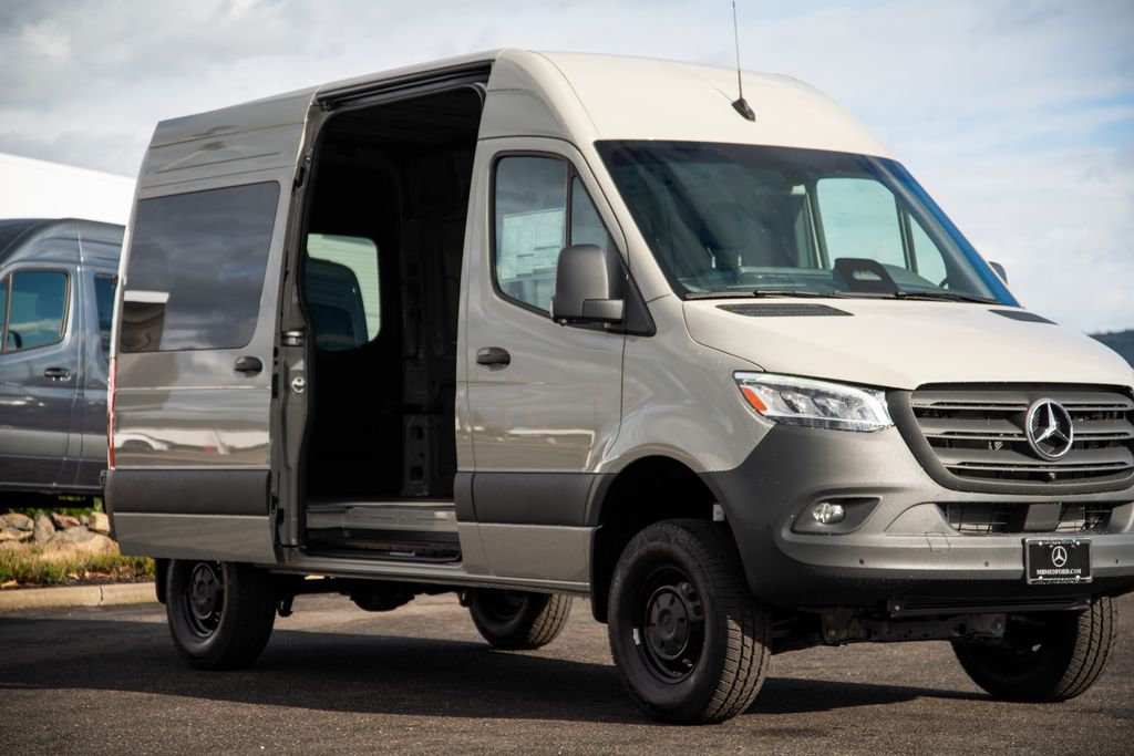 Thumbnail: 2026 Mercedes-Benz Sprinter - 7