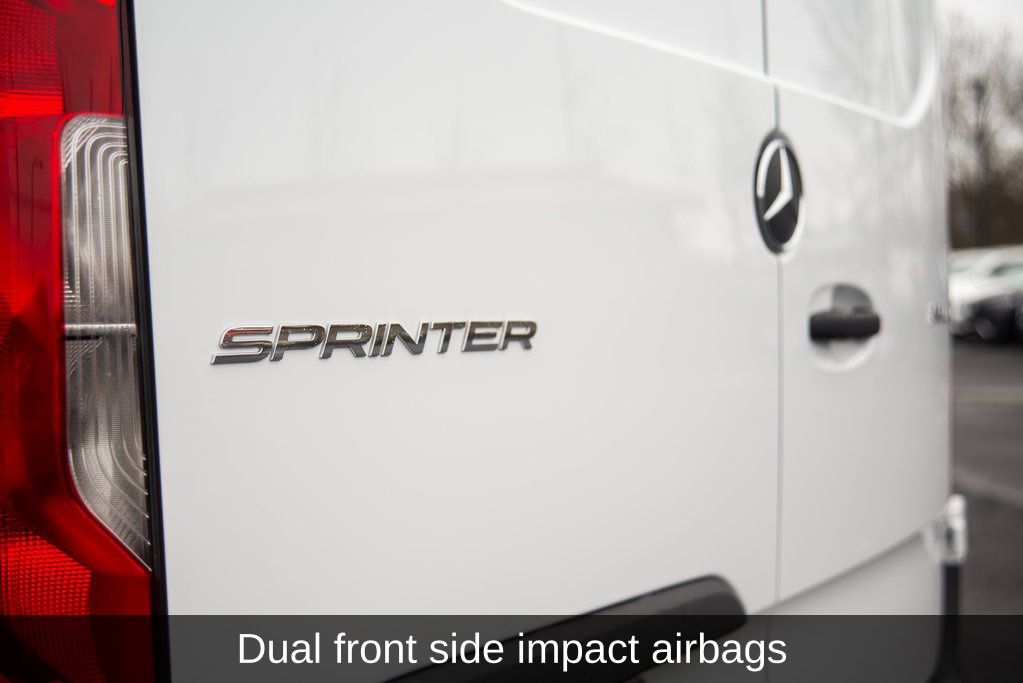 Thumbnail: 2025 Mercedes-Benz Sprinter - 21