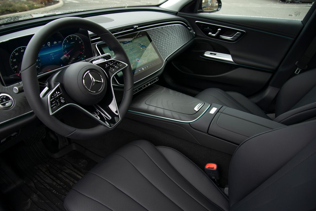 Thumbnail: 2026 Mercedes-Benz E-Class - 10