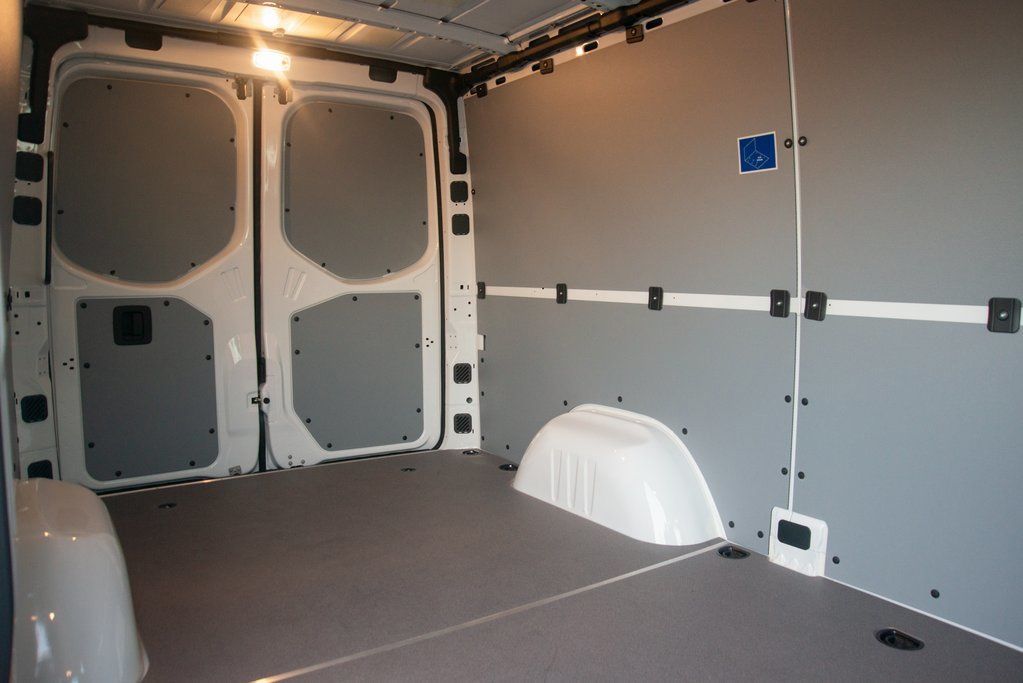 Thumbnail: 2025 Mercedes-Benz Sprinter - 40