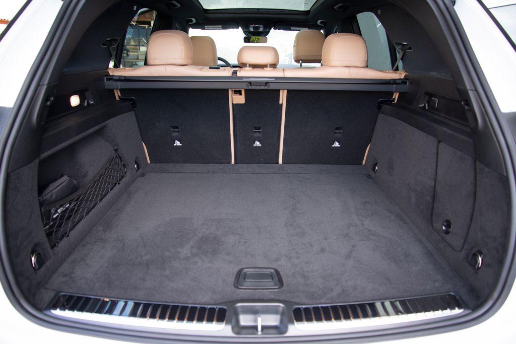 Thumbnail: 2026 Mercedes-Benz GLE - 22