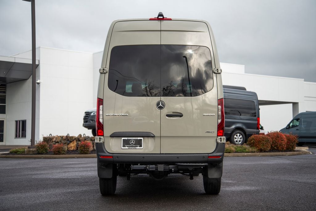 Thumbnail: 2026 Mercedes-Benz Sprinter - 4