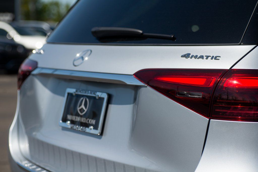 Thumbnail: 2025 Mercedes-Benz GLE - 16