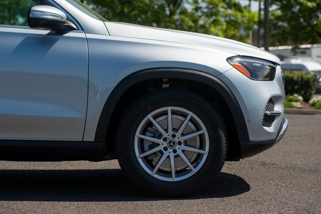 Thumbnail: 2025 Mercedes-Benz GLE - 9