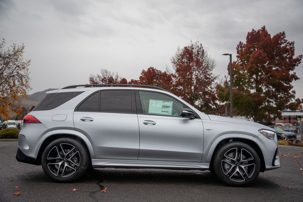 Thumbnail: 2026 Mercedes-Benz GLE - 5