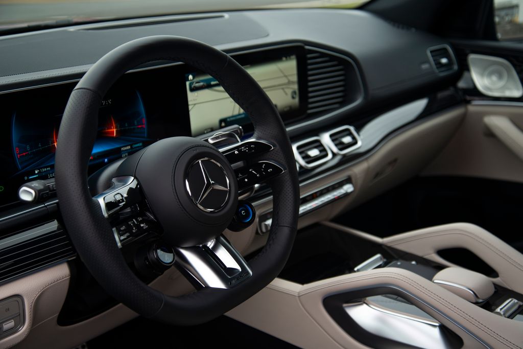 Thumbnail: 2026 Mercedes-Benz GLE - 12