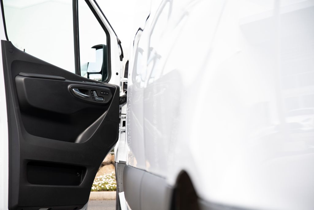Thumbnail: 2026 Mercedes-Benz Sprinter - 11