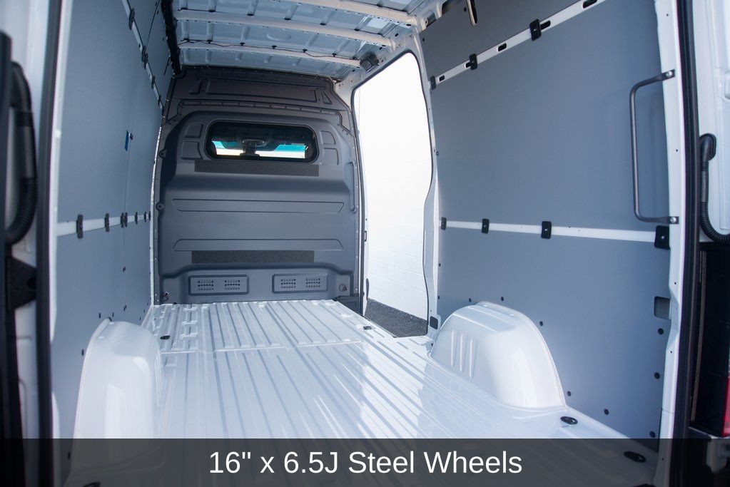 Thumbnail: 2025 Mercedes-Benz Sprinter - 41