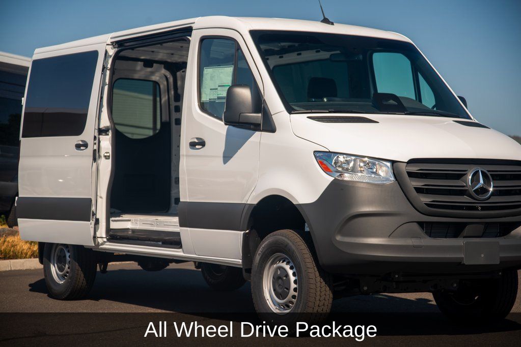 Thumbnail: 2025 Mercedes-Benz Sprinter - 7