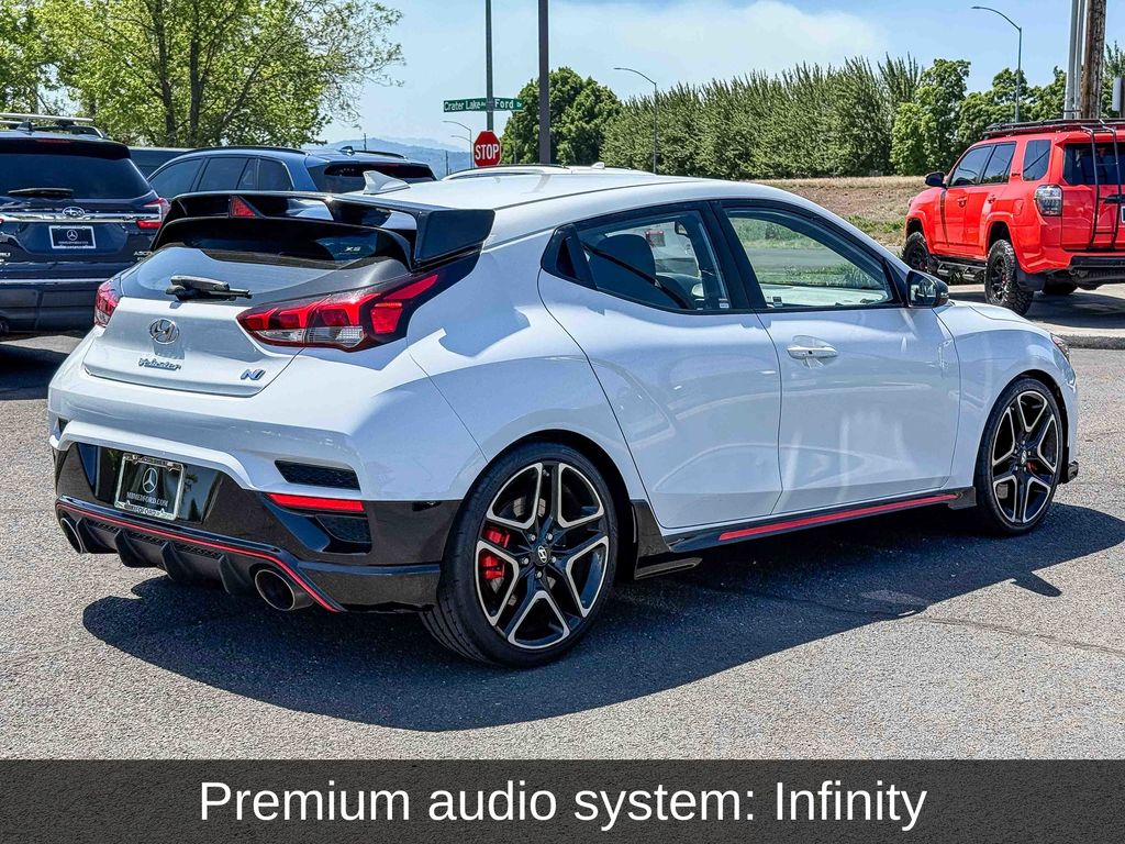 Thumbnail: 2020 Hyundai Veloster - 6