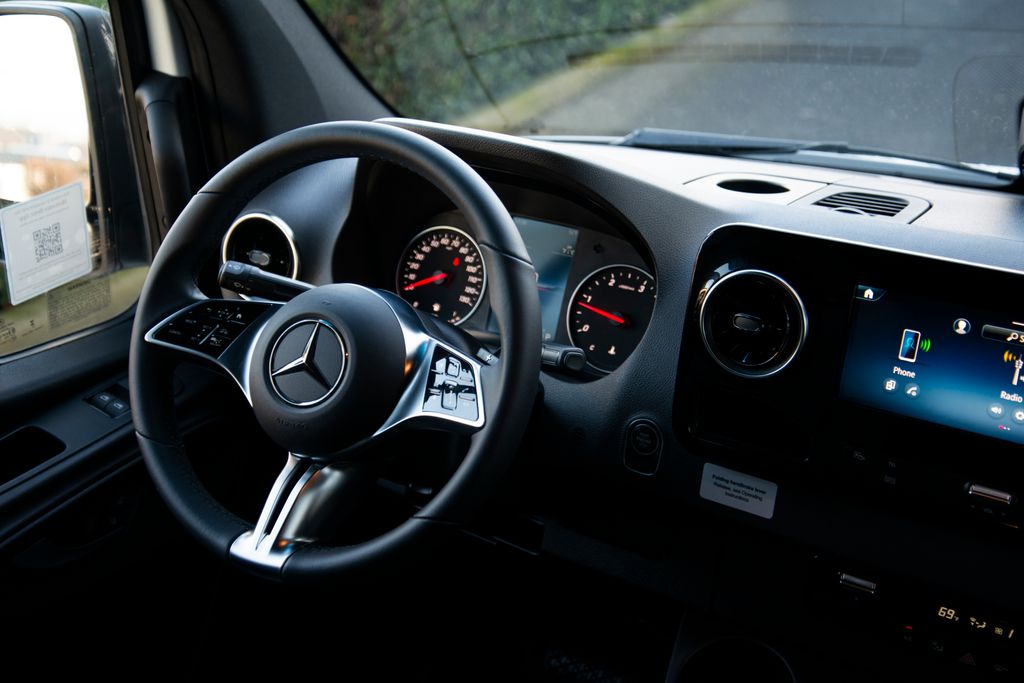 Thumbnail: 2026 Mercedes-Benz Sprinter - 17