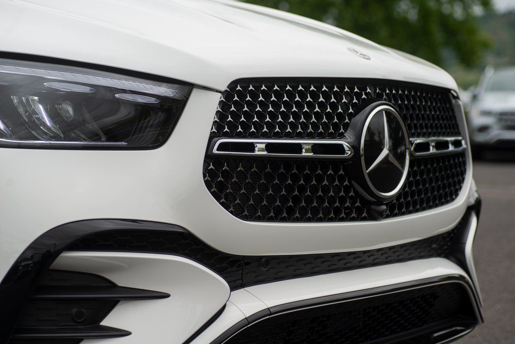 Thumbnail: 2025 Mercedes-Benz GLE - 14