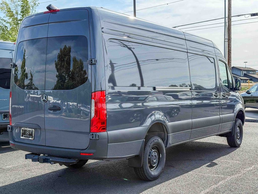Thumbnail: 2026 Mercedes-Benz Sprinter - 6
