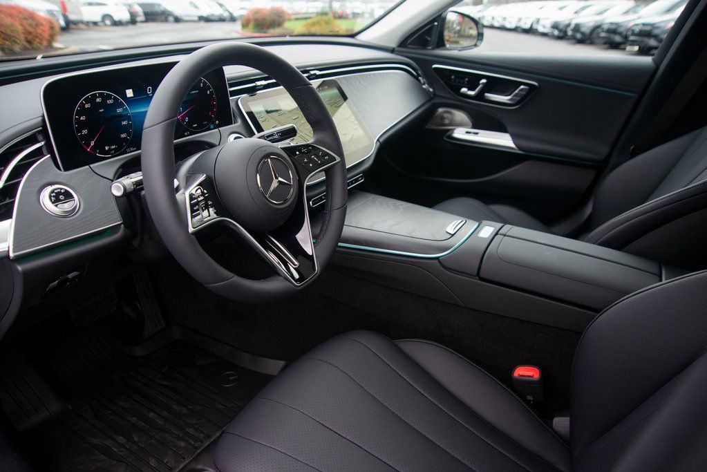 Thumbnail: 2025 Mercedes-Benz E-Class - 24