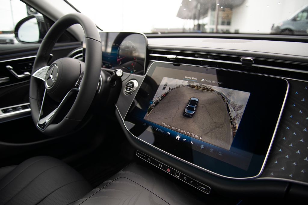 Thumbnail: 2026 Mercedes-Benz E-Class - 20