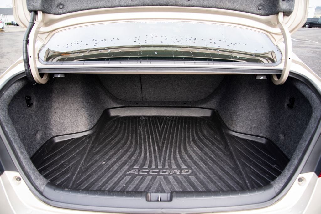 Thumbnail: 2018 Honda Accord - 25