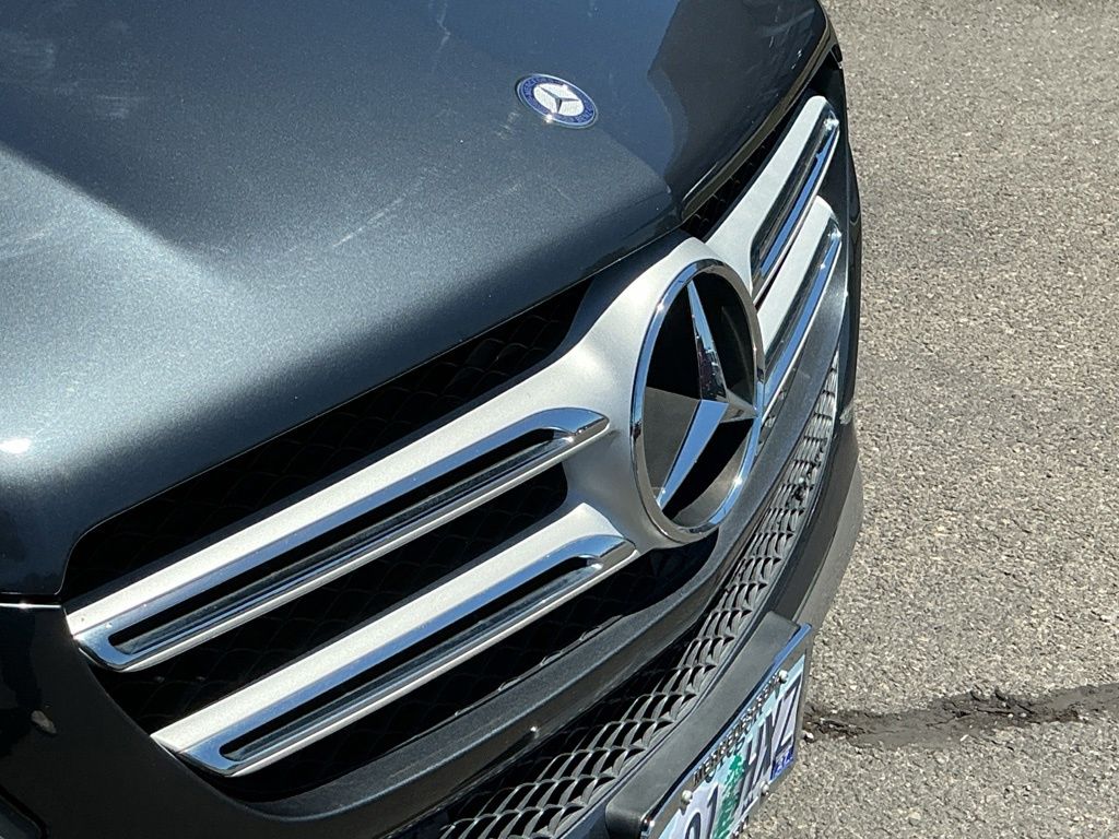 Thumbnail: 2016 Mercedes-Benz GLE - 4