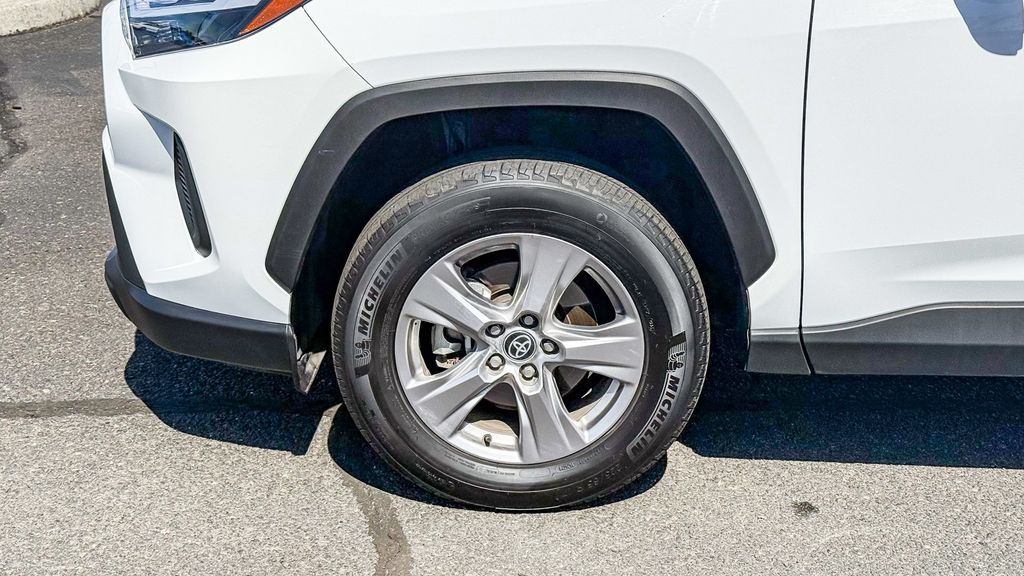 Thumbnail: 2025 Toyota RAV4 - 12