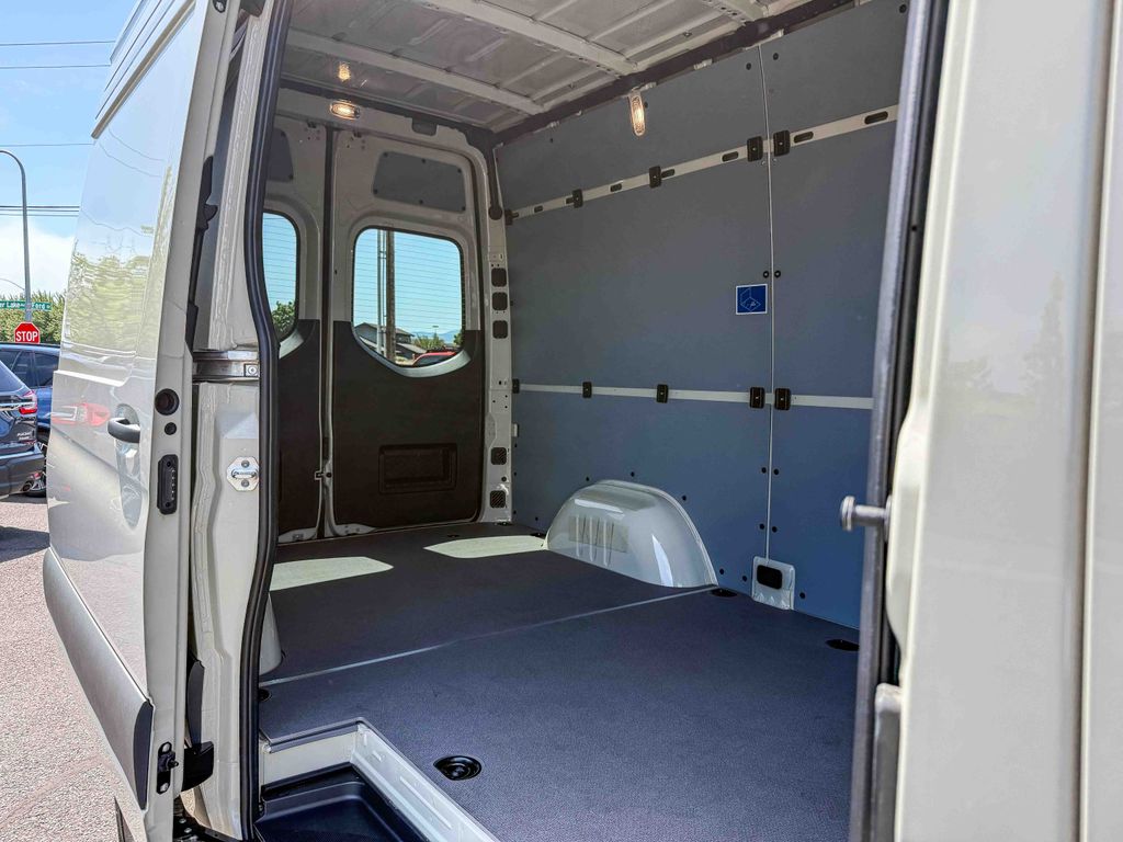 Thumbnail: 2026 Mercedes-Benz Sprinter - 19