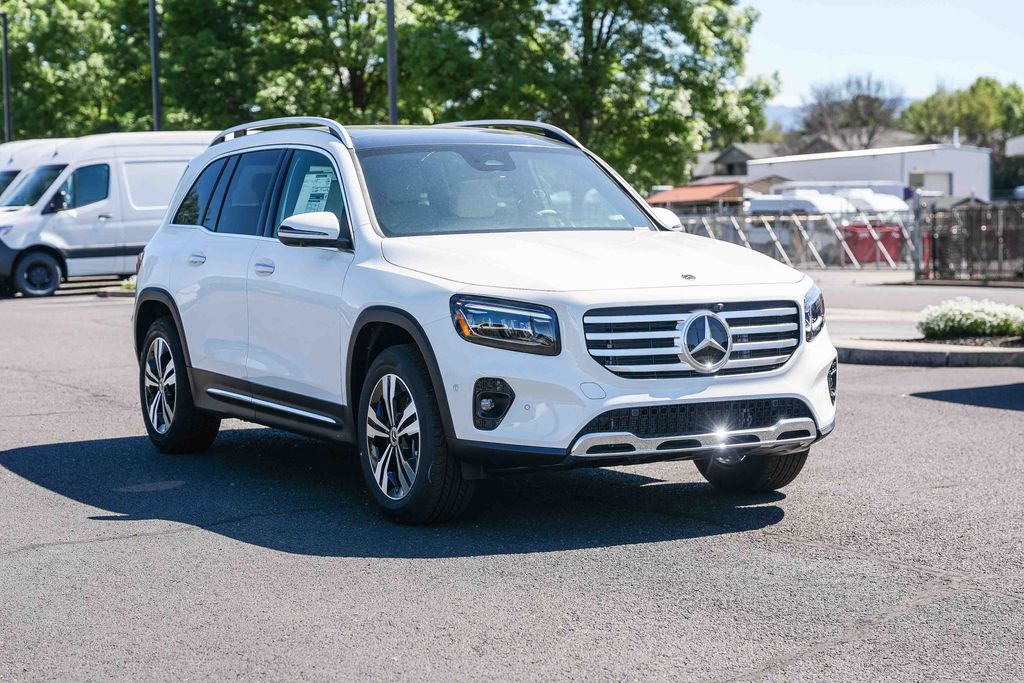 Thumbnail: 2026 Mercedes-Benz GLB - 5