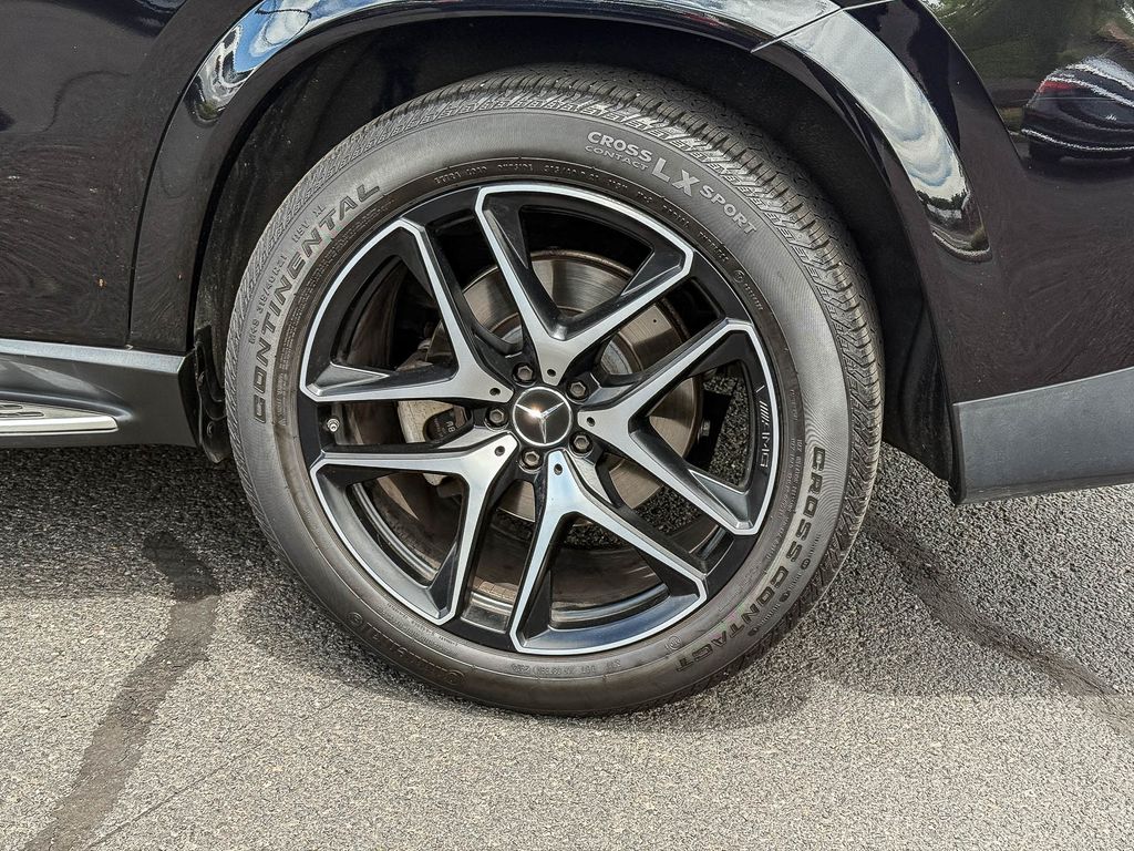 Thumbnail: 2022 Mercedes-Benz GLE - 9