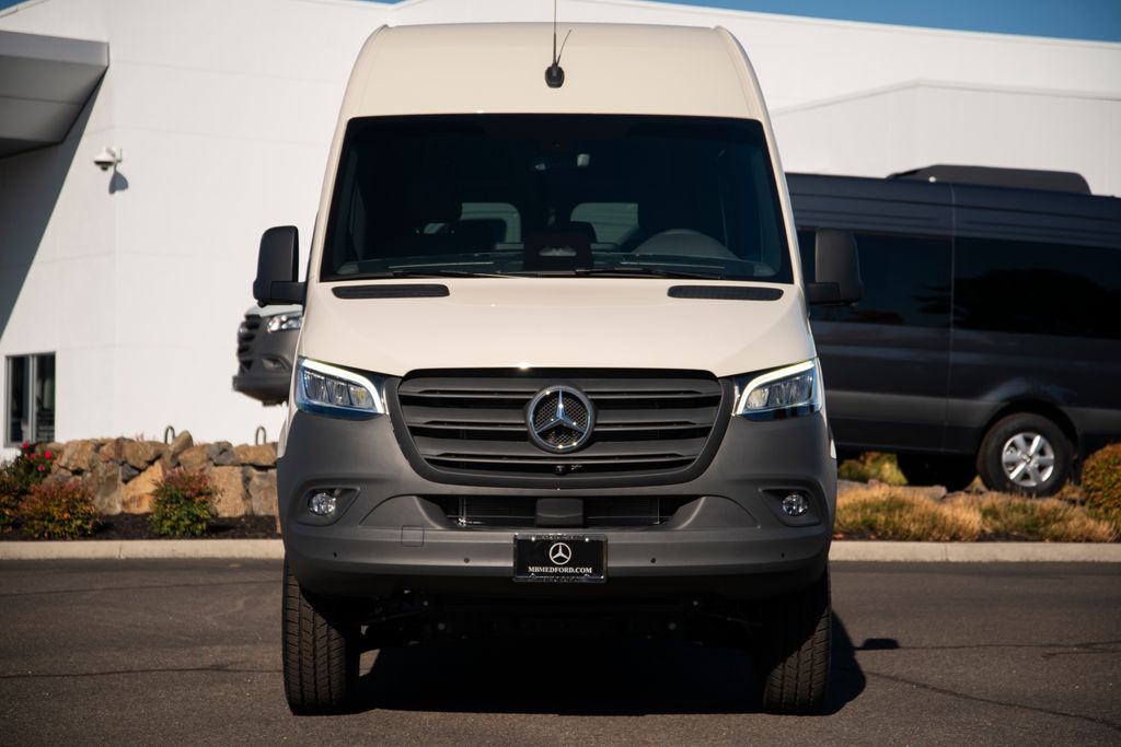 Thumbnail: 2026 Mercedes-Benz Sprinter - 2