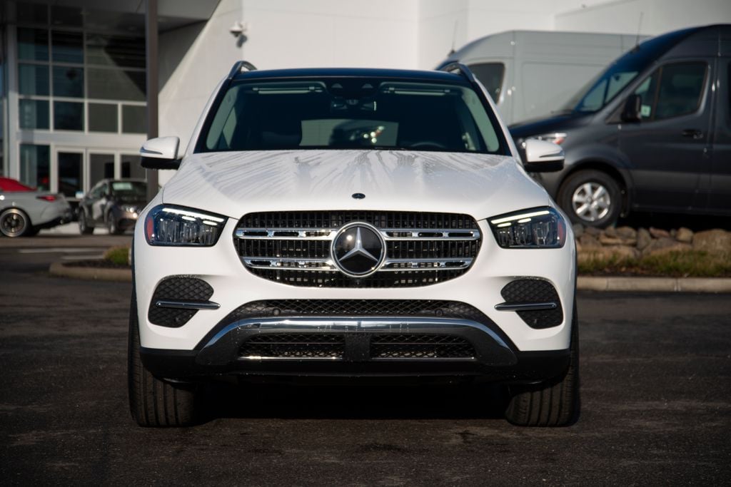 Thumbnail: 2026 Mercedes-Benz GLE - 2