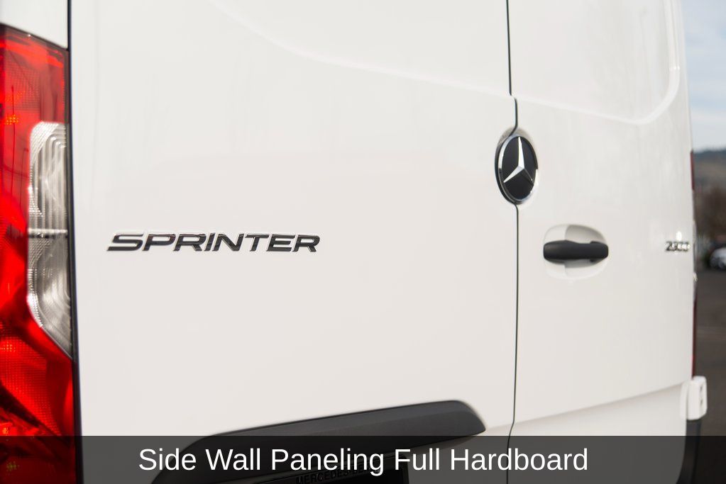 Thumbnail: 2025 Mercedes-Benz Sprinter - 19