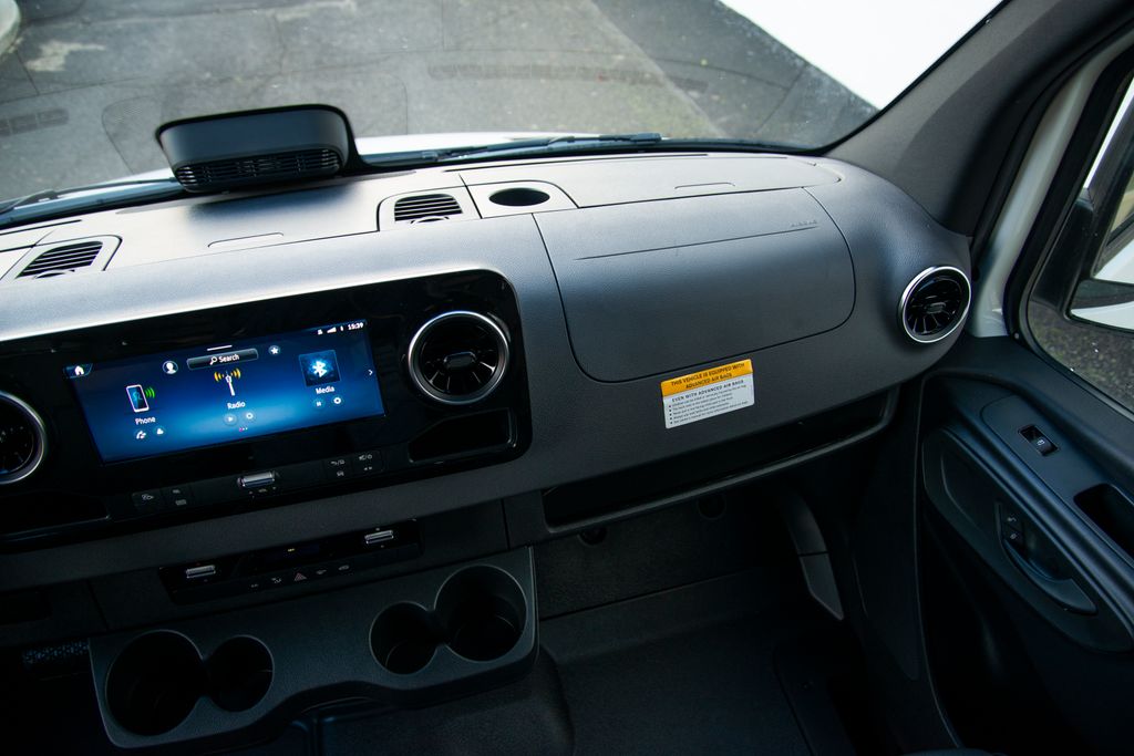 Thumbnail: 2026 Mercedes-Benz Sprinter - 19