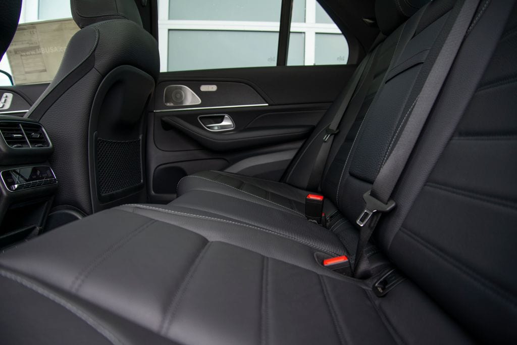 Thumbnail: 2026 Mercedes-Benz GLE - 13