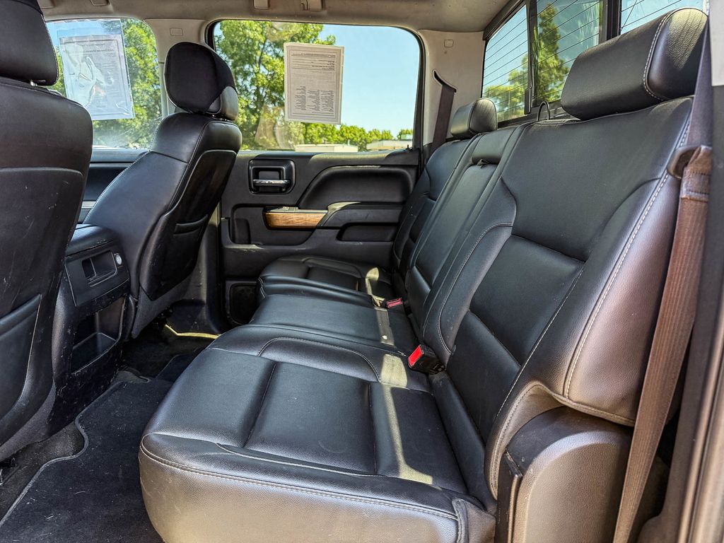 Thumbnail: 2015 Chevrolet Silverado 1500 - 17